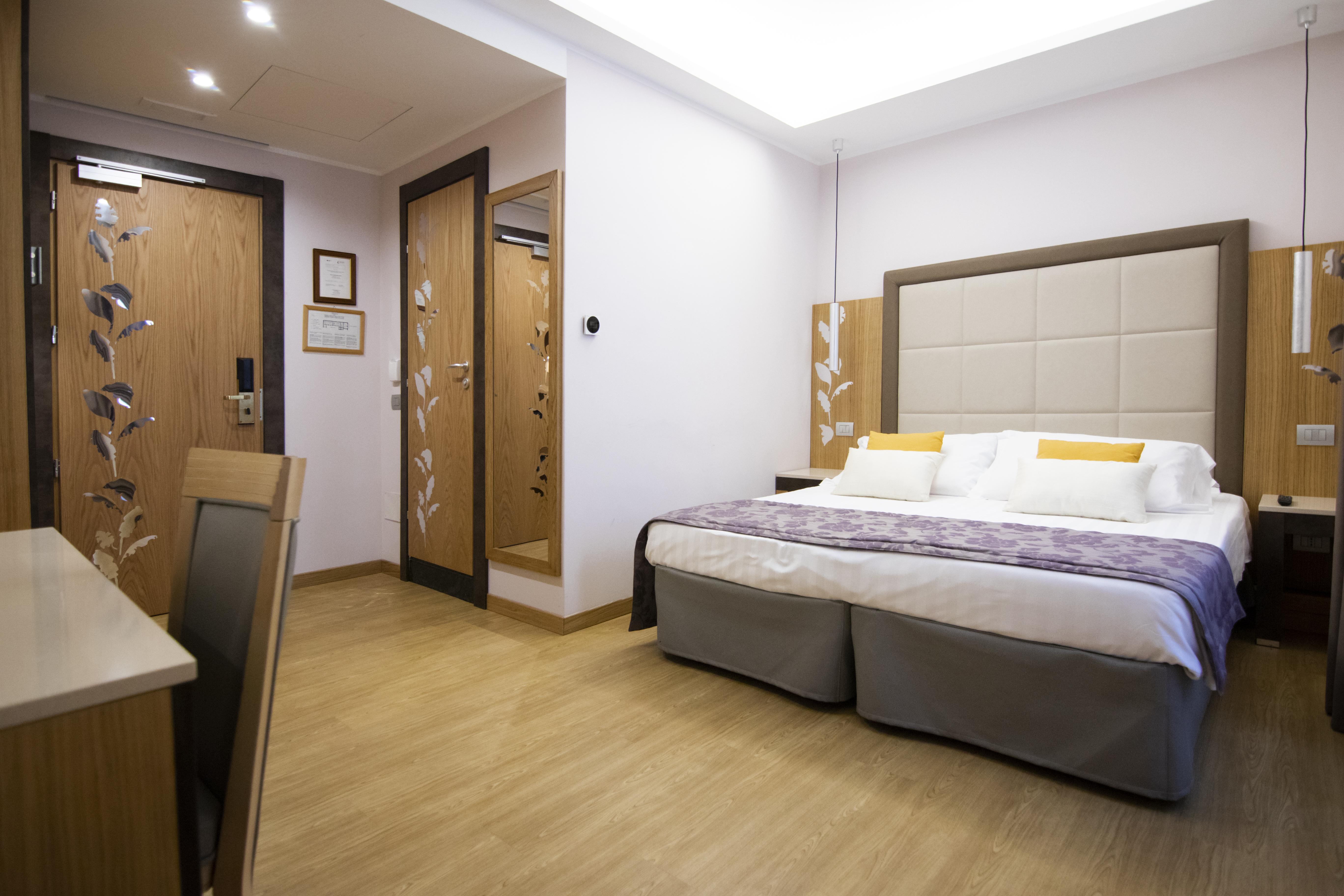 Hotel Giolli Nazionale 3*